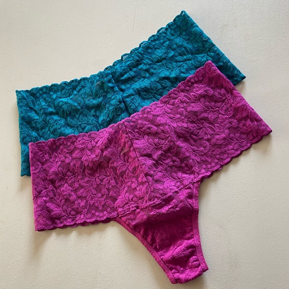 (2) Hanky Panky Signature Lace Retro Thong